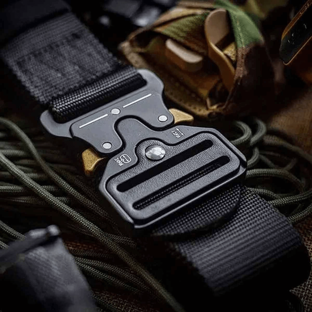 Adjustable Tactical Belt With Metal Buckle